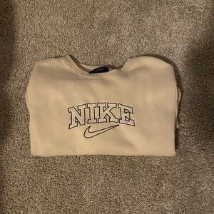 WOMENS NIKE SWEATER